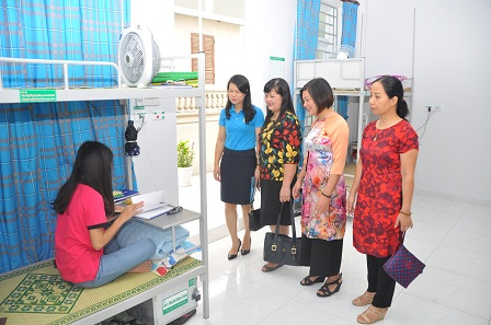 May 10 khai trương ký túc xá cho người lao động 6 vinatex may10 khai truong ky tuc xa cho nguoi lao dong6 1