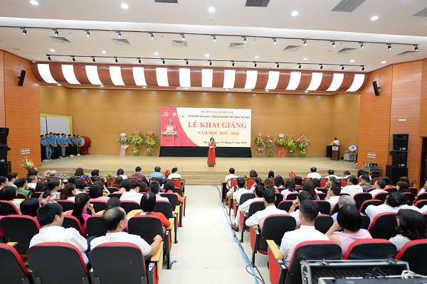 Đại học Công nghiệp Dệt May Hà Nội khai giảng năm học 2019 – 2020 | Tập  đoàn dệt may Việt Nam