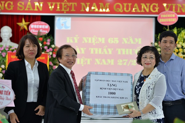 Bệnh viện Dệt May khai trương phòng xét nghiệm hiện đại