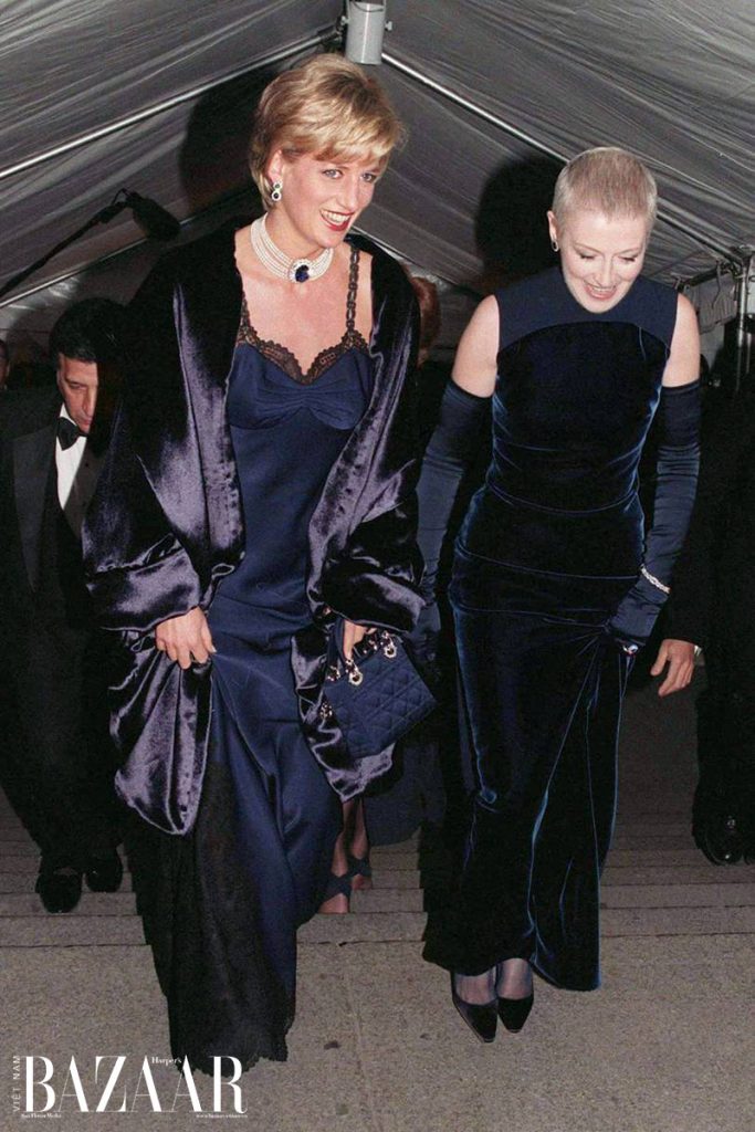 Princess Diana Lady Dior Bag  14 It Bags and the Women Who Inspired Them   POPSUGAR Fashion Photo 8