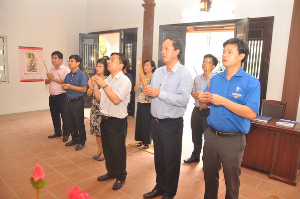 lanh dao Vinatex dang huong