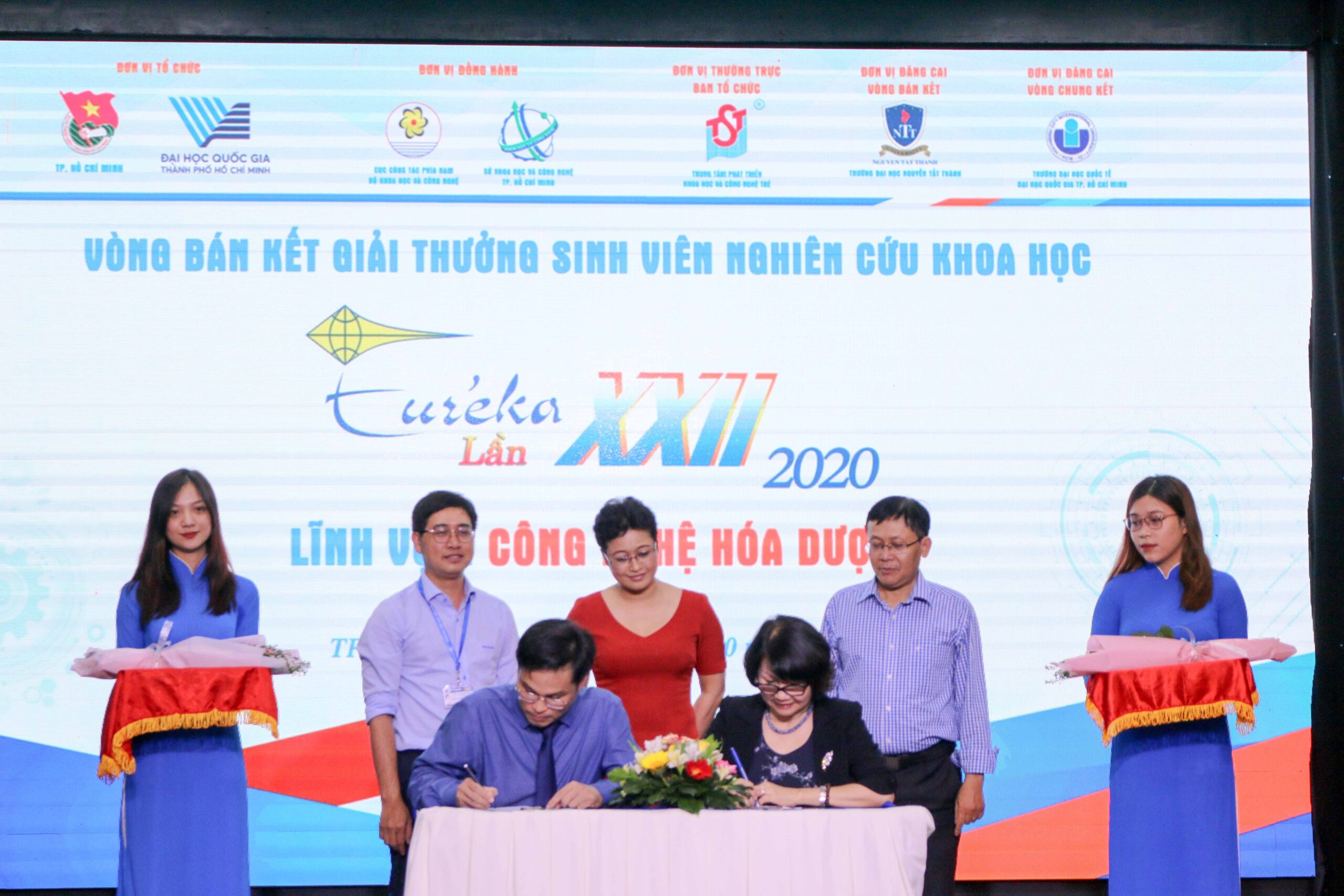 Vòng bán kết giải thưởng sinh viên nghiên cứu khoa học Euréka lần thứ 22 năm 2020 – lĩnh vực Công nghệ Hóa – Dược