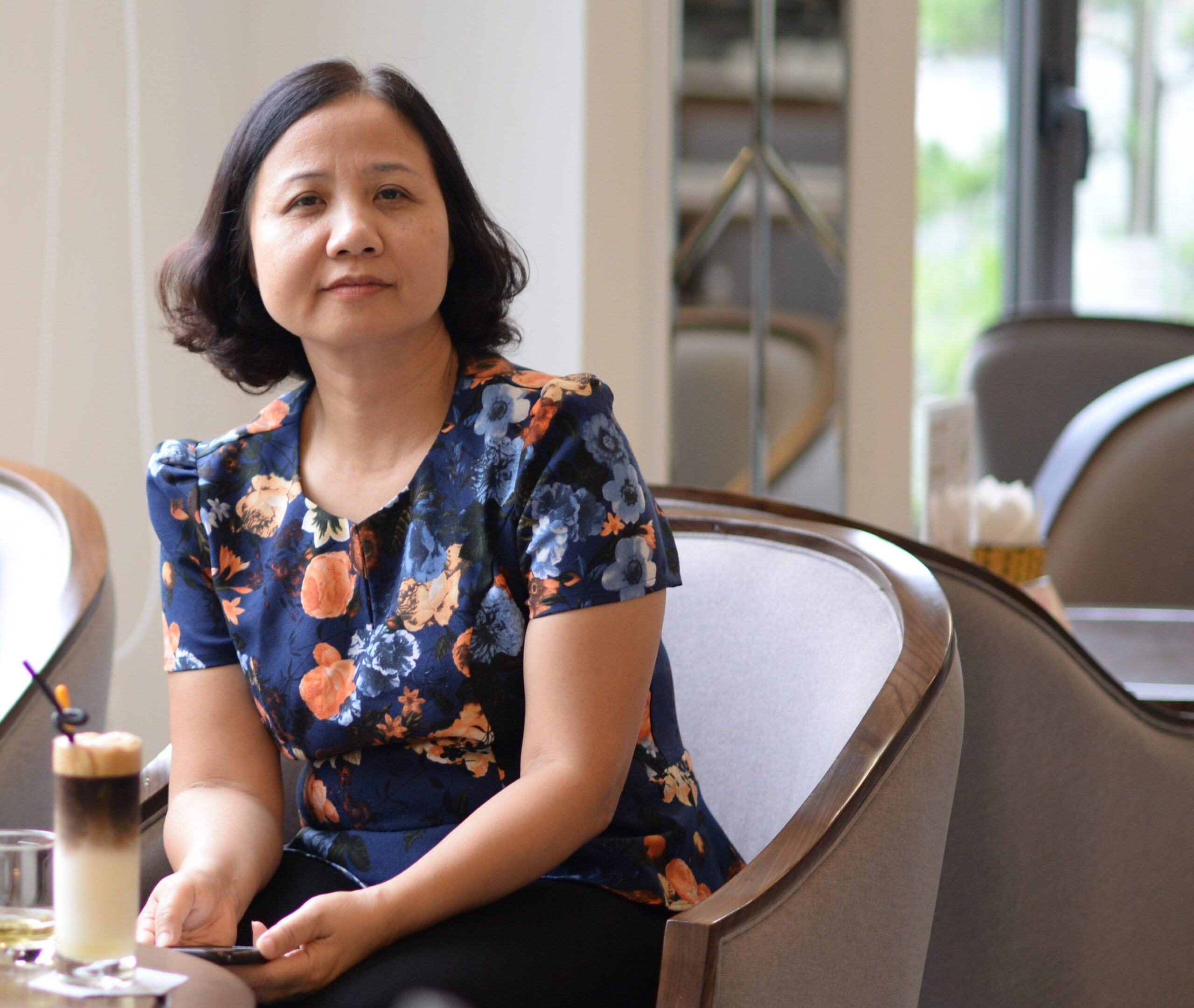 Người chị gần gũi, thương yêu