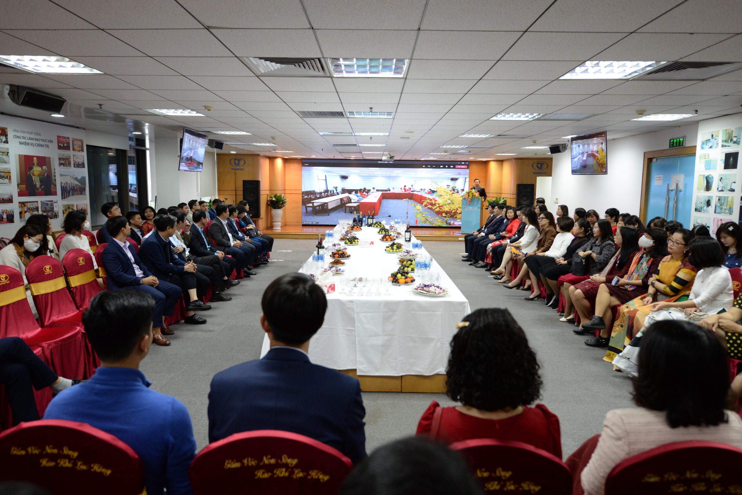 Vinatex khai xuân với khí thế mới