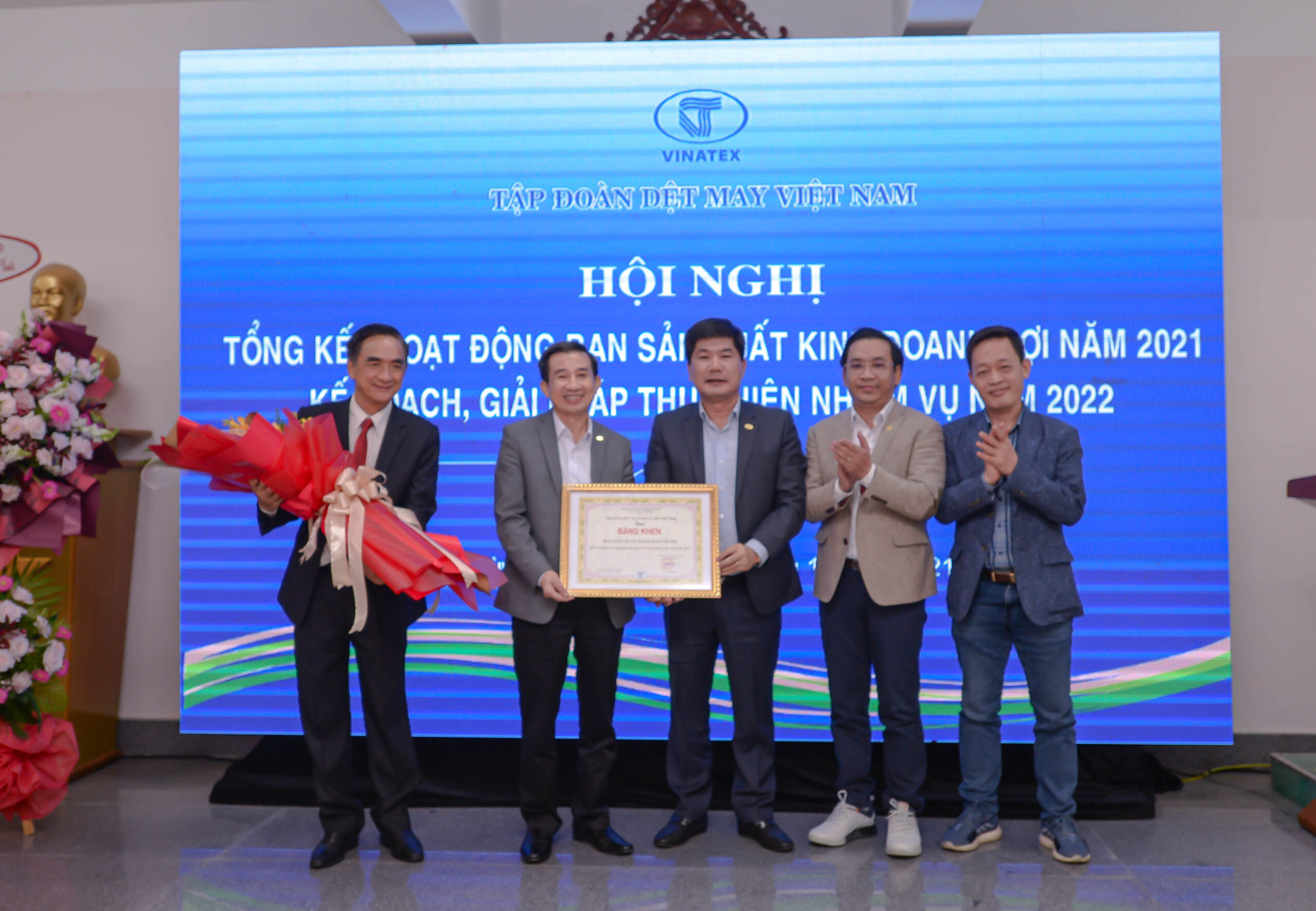 Vinatex tổng kết hoạt động Ban sản xuất kinh doanh Sợi năm 2021