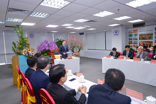 Báo chí truyền thông đưa tin sự kiện Chủ tịch Quốc hội thăm và chúc Tết Vinatex