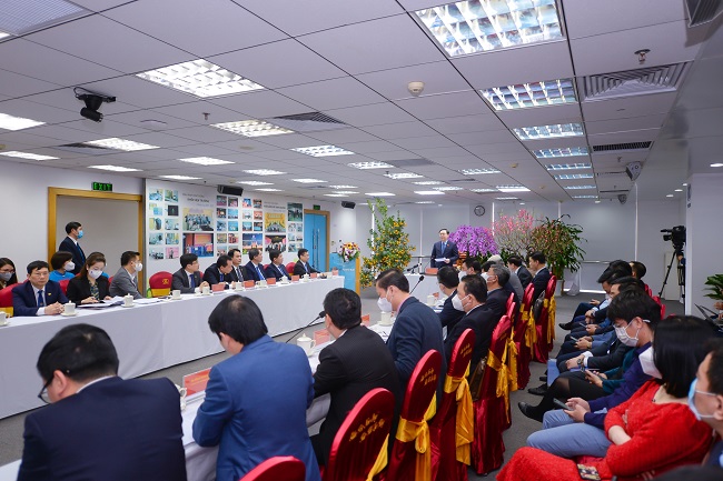 Quyết liệt triển khai chương trình phục hồi, phát triển kinh tế giúp doanh nghiệp dệt may sớm khôi phục sản xuất