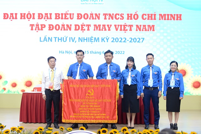 Tuổi trẻ Vinatex: Trí tuệ bản lĩnh – Sáng tạo tiên phong – Phát huy truyền thống – Rường cột tương lai