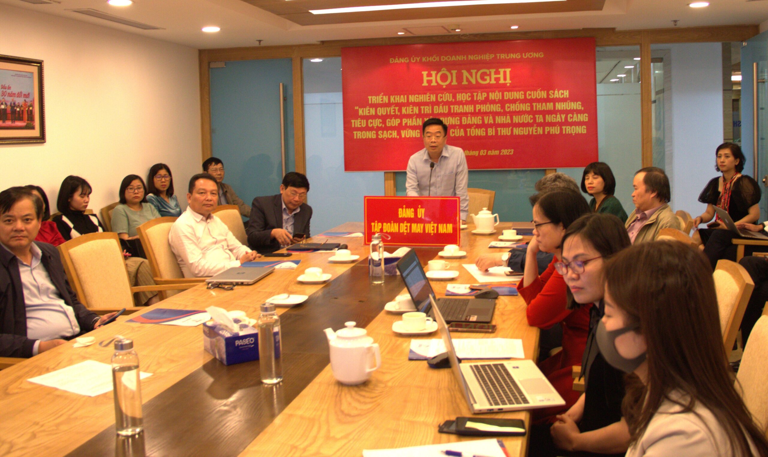 Vinatex tham dự Hội nghị quán triệt nội dung cuốn sách của Tổng Bí thư về phòng, chống tham nhũng, tiêu cực