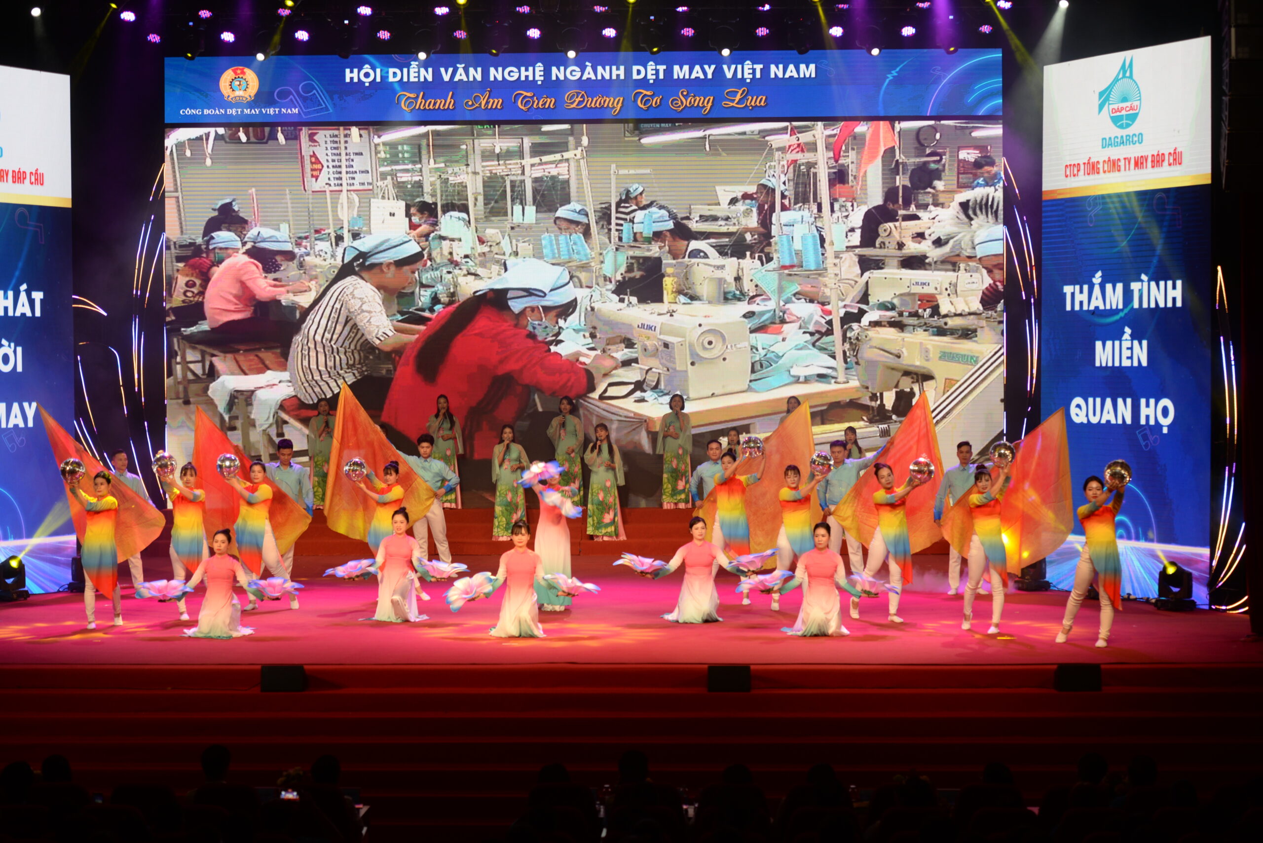 Dệt May Việt Nam- Vui ngày hội lớn