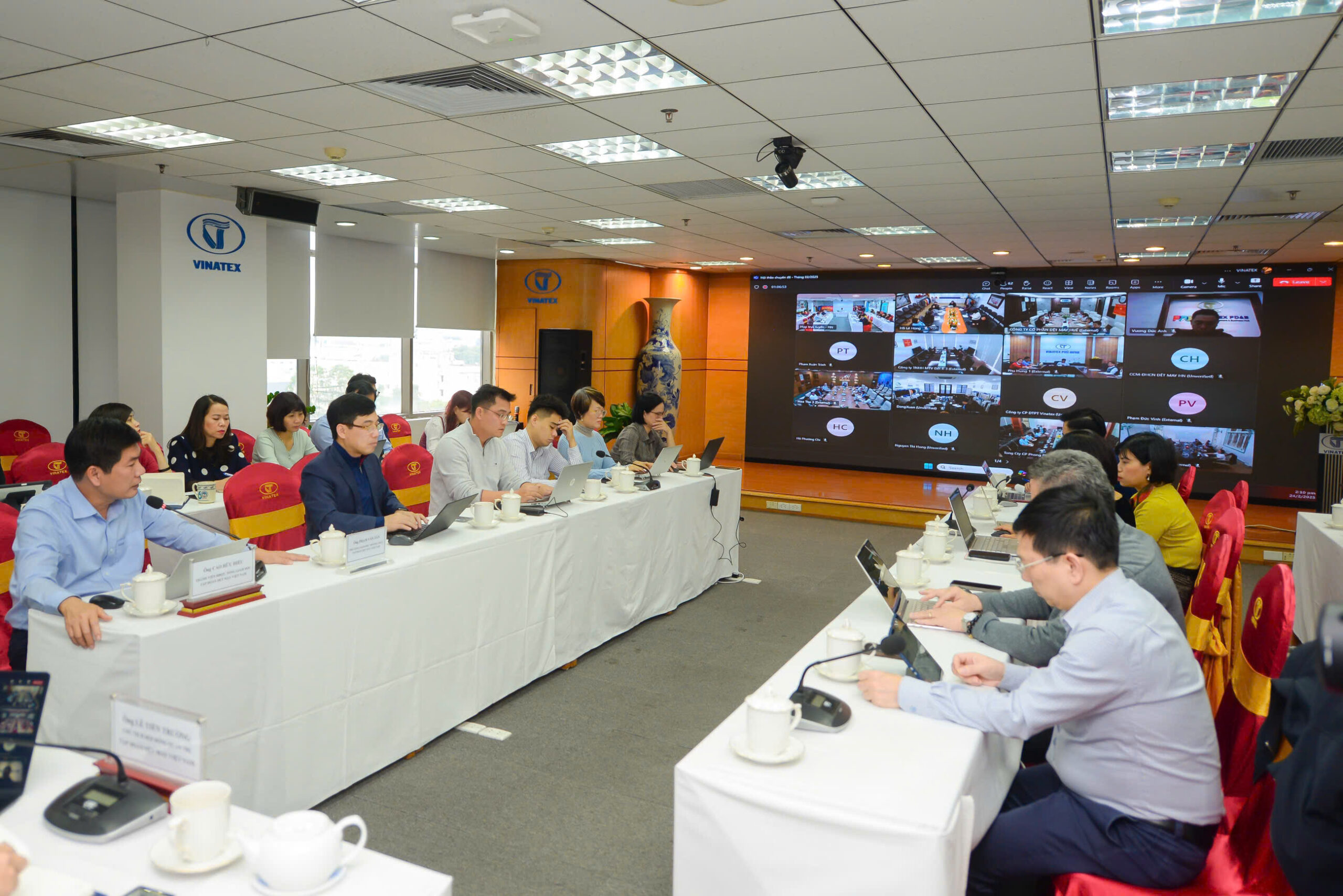 Vinatex tổ chức Hội thảo chuyên đề tháng 2