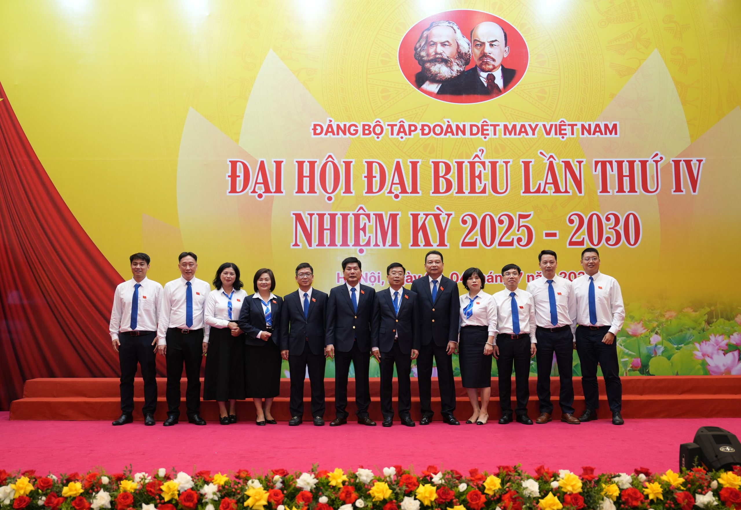 Công ty TNHH MTV Dệt 8-3: Phát huy vai trò lãnh đạo của Đảng trong hoạt động sản xuất kinh doanh