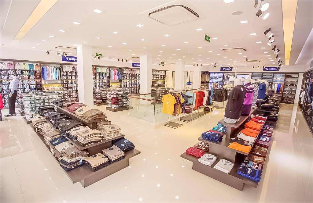 Cơ hội nào cho thương hiệu Việt sau khi hàng loạt thương hiệu đình đám liên tiếp đóng cửa?