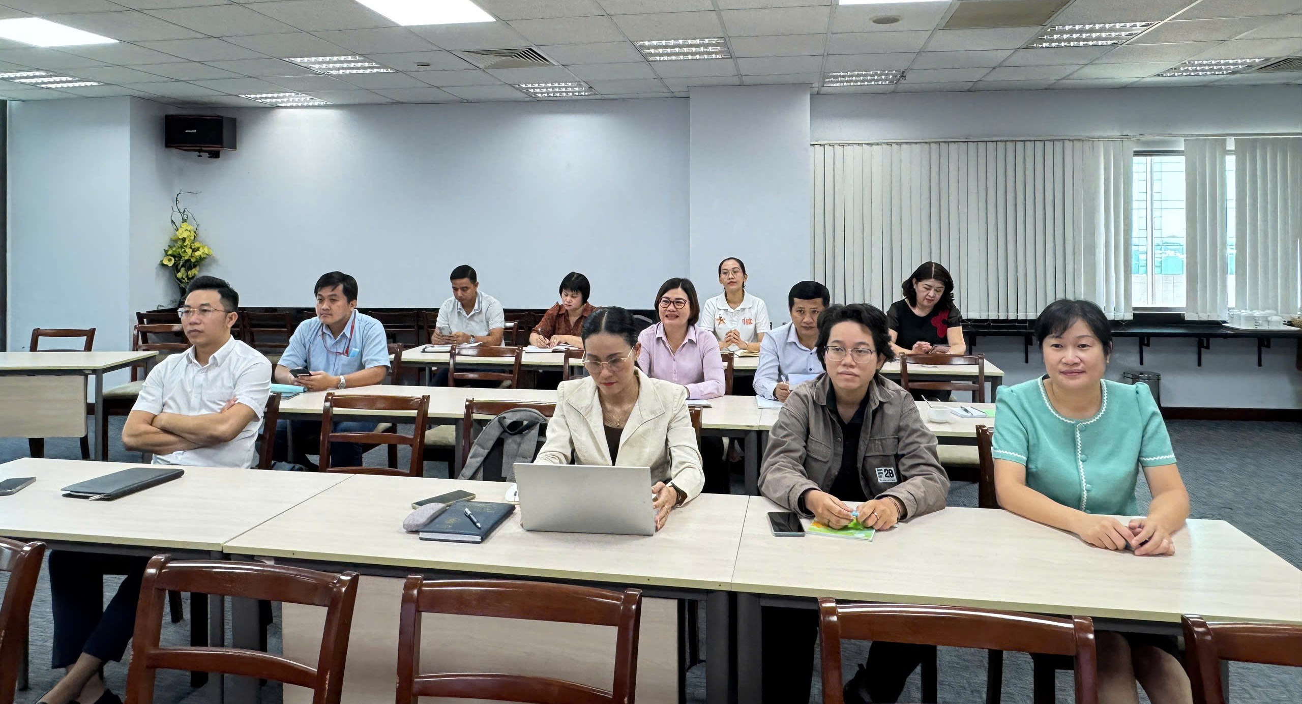 0a8fc35810aa9bf4c2bb