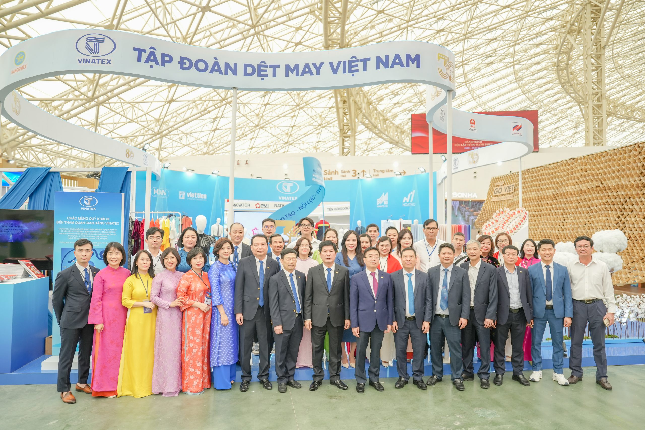 Vinatex tham gia Triển lãm “Rạng rỡ Việt Nam – 80 năm hành trình Độc lập – Tự do – Hạnh phúc”