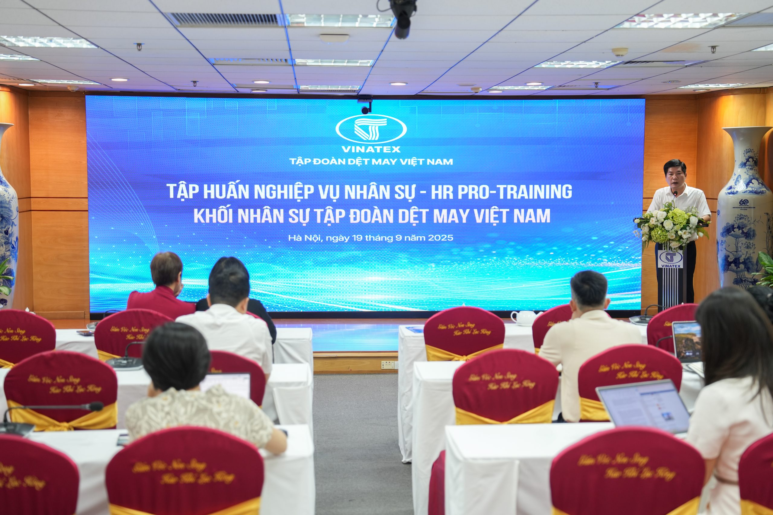 Vinatex khai giảng Chương trình Tập huấn nghiệp vụ nhân sự HR Pro-Training