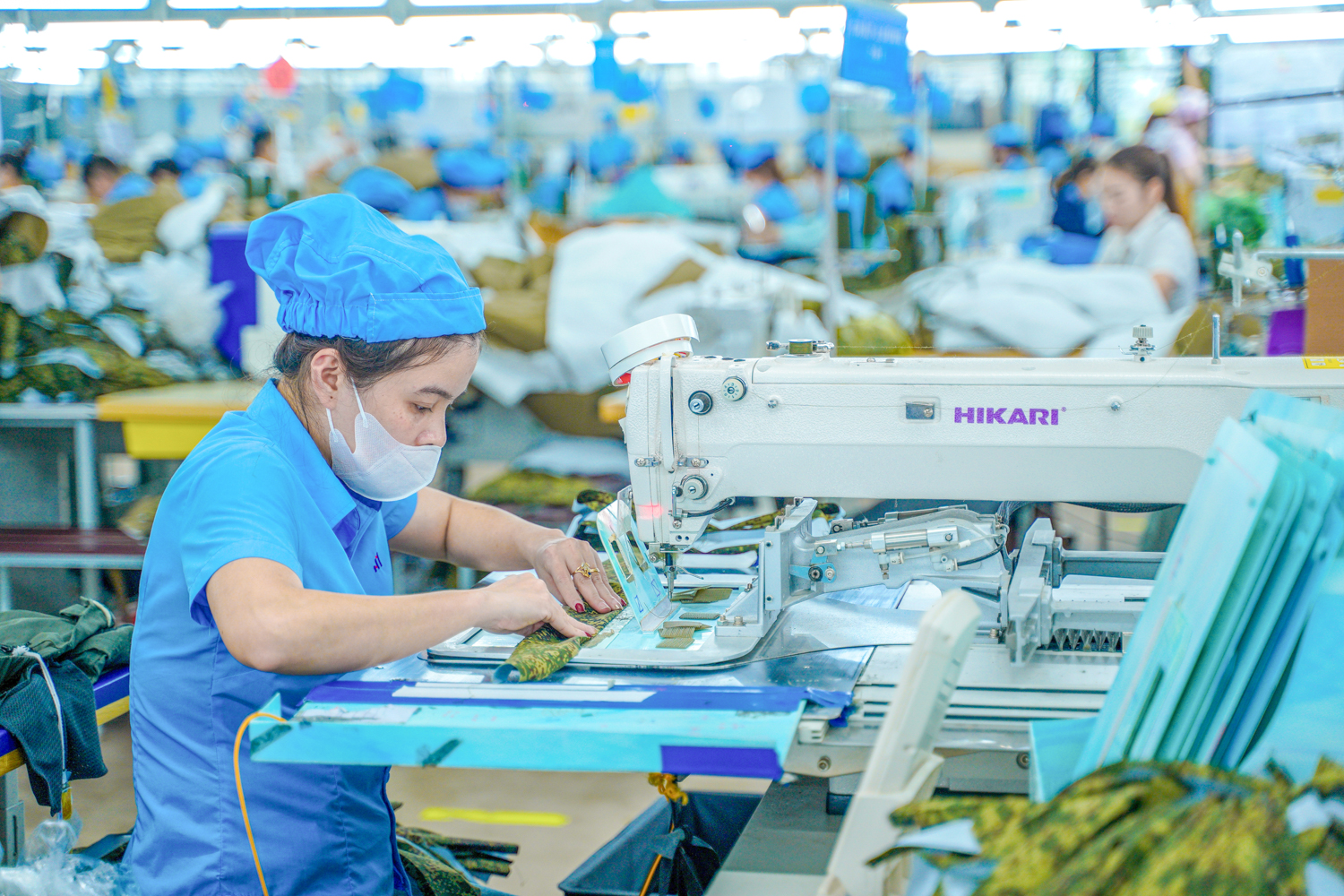 Đánh giá nhân tố ảnh hưởng đến năng lực đổi mới sáng tạo của các doanh nghiệp may ở Việt Nam