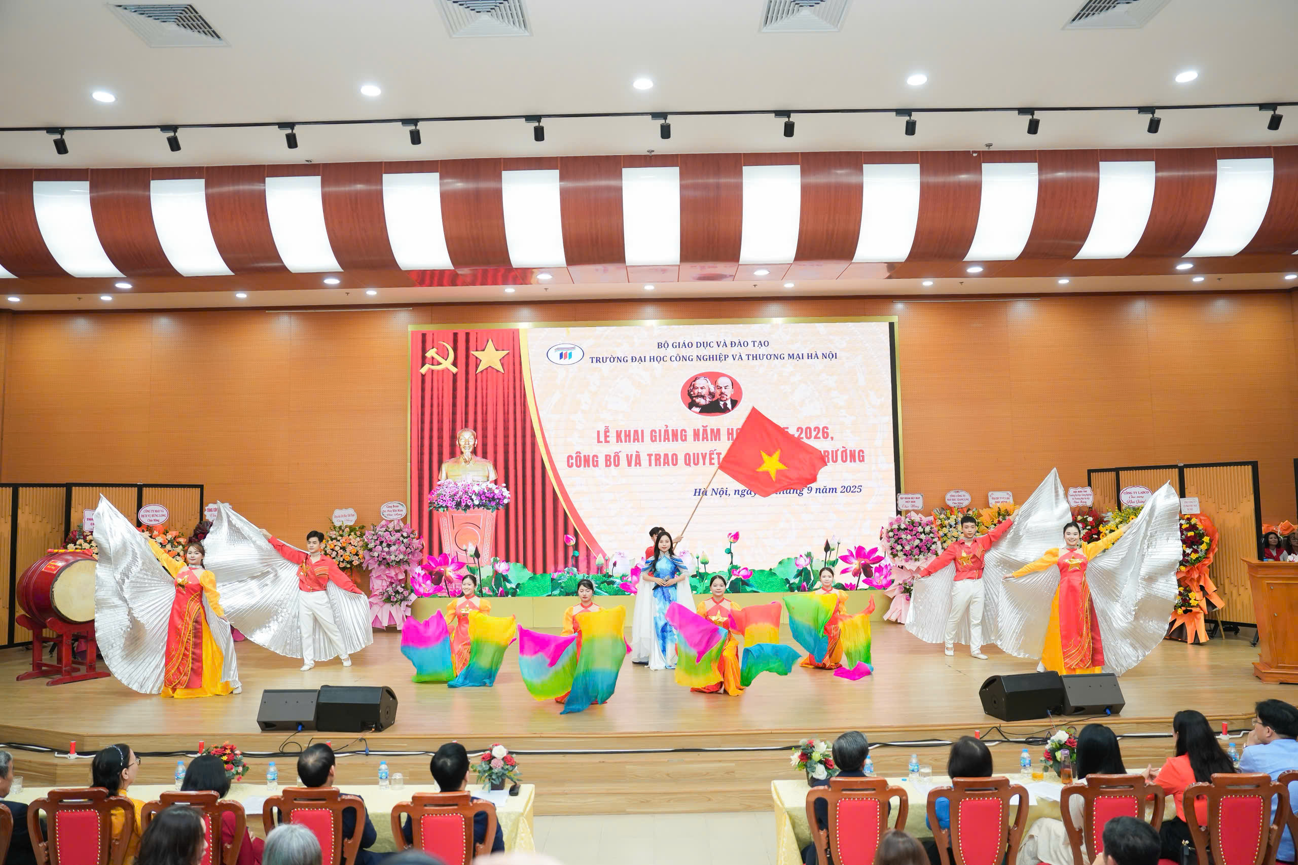 z6980166090238 1a2a4bc1fe3221b31e54e096c6896bbd