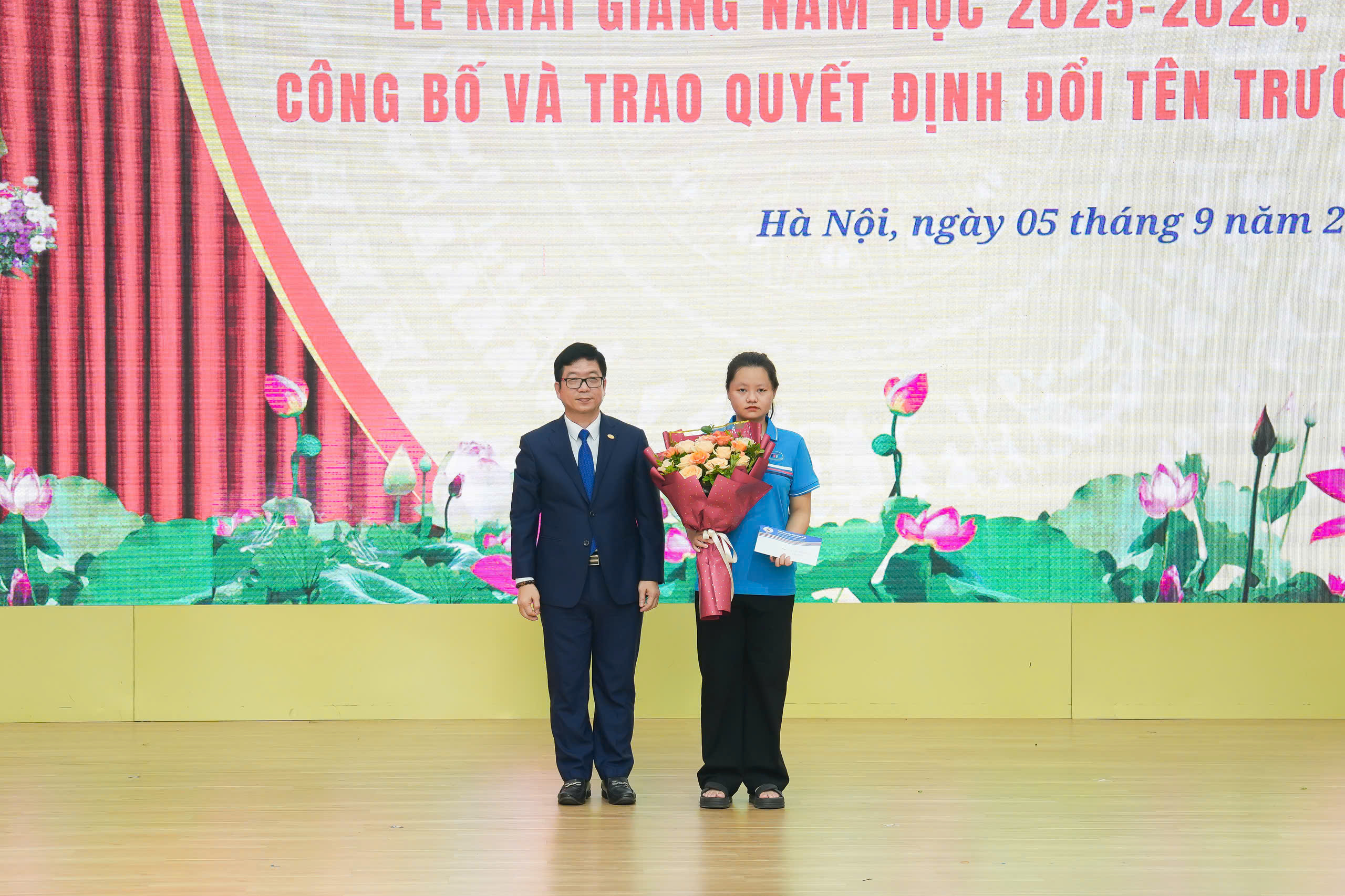 z6980166109323 f9c3f6a05cc85b94cb1533e76a67b085