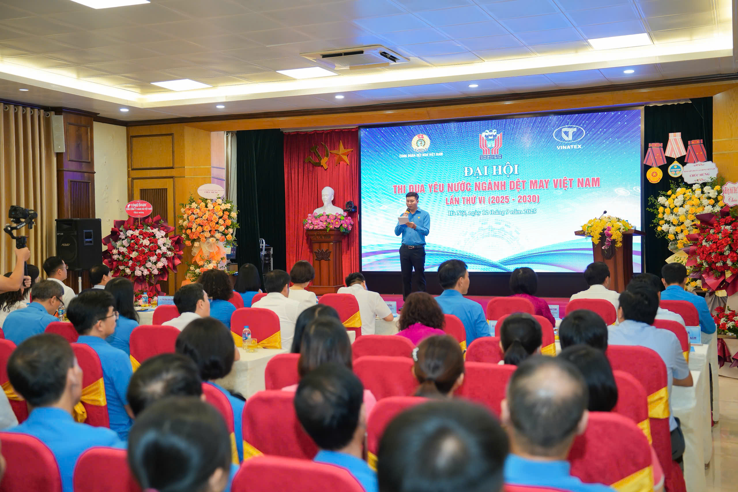 z7004457270285 92db1c97e687dbe24fa9d584e20c0717