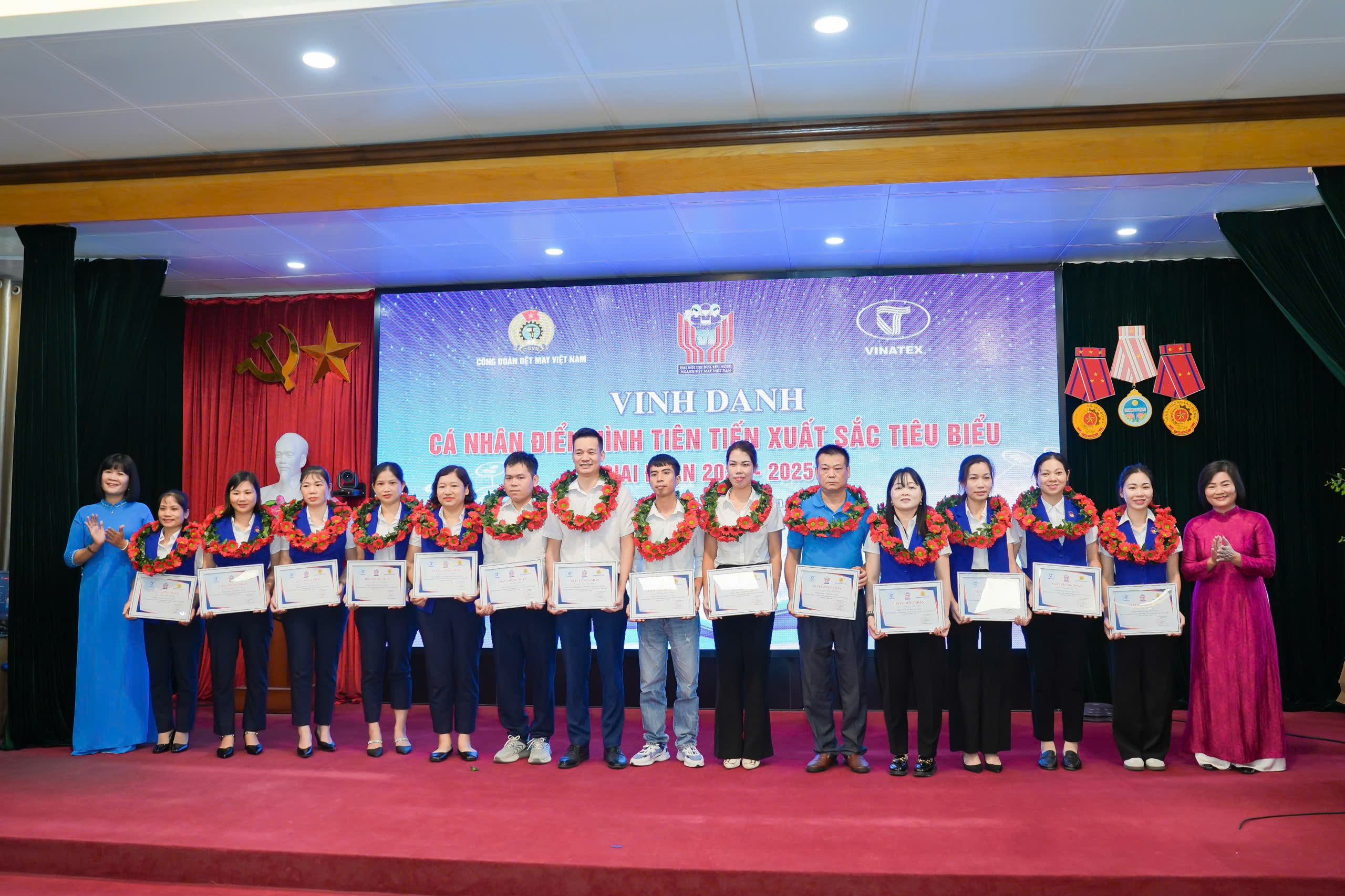 z7004457288869 b041e9009ba338b1853bd2a58b012208