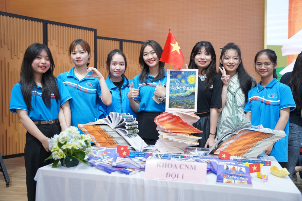 Đảng ủy Vinatex học tập, triển khai Nghị quyết số 71-NQ/TW về đột phá phát triển giáo dục và đào tạo