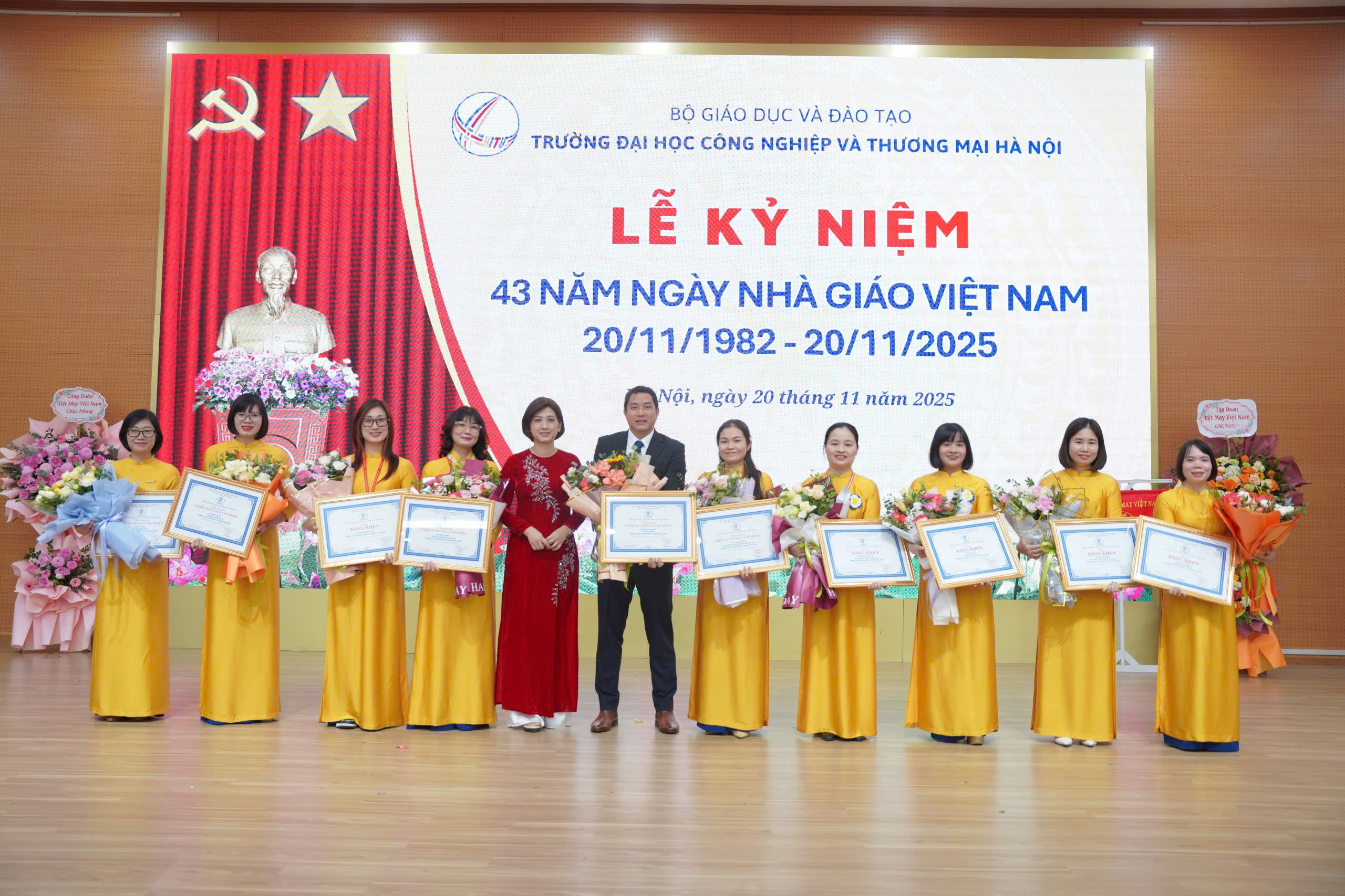 98c403e4f6117a4f2300