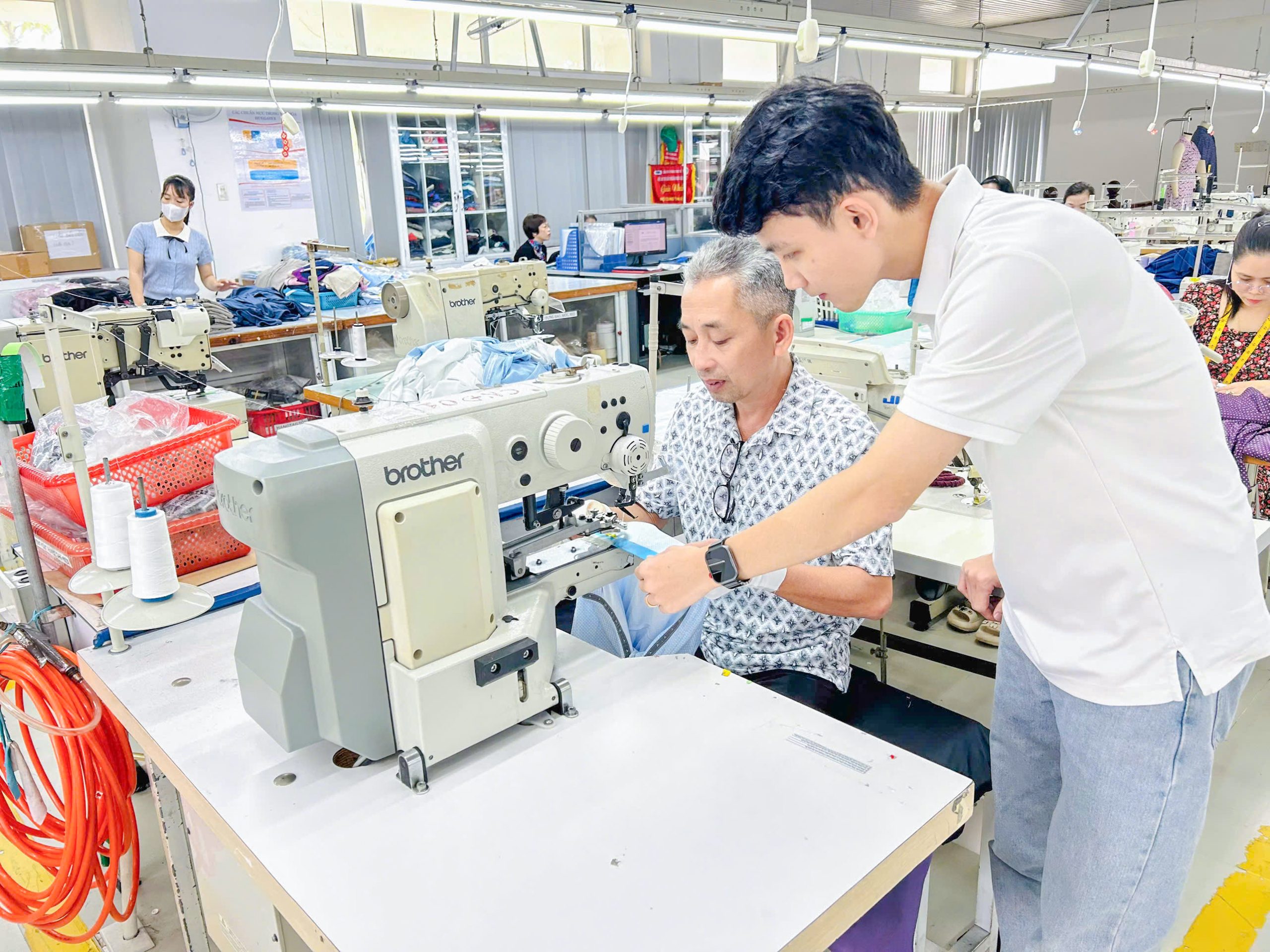 Tự động hoá bắt đầu từ …. chiếc cúc