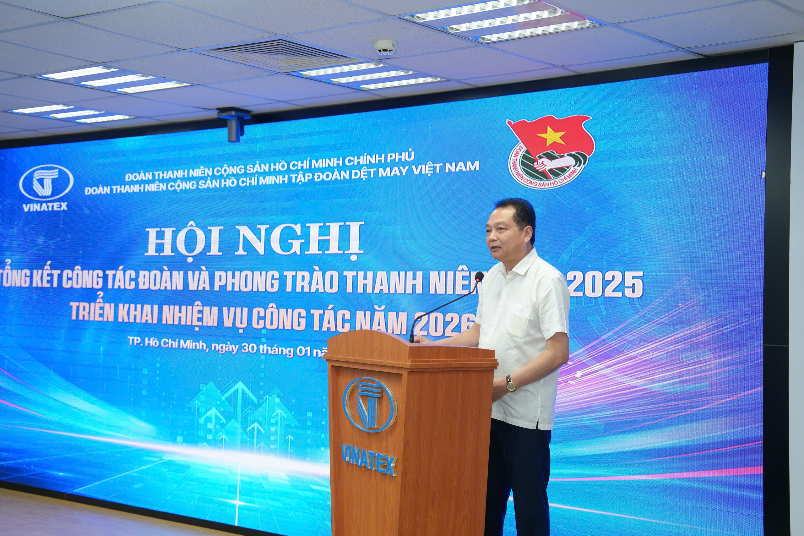 1548096429434123329 1