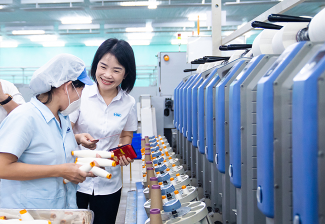 Doanh nghiệp dệt may quan tâm chăm lo toàn diện người lao động trong dịp Tết Bính Ngọ 2026