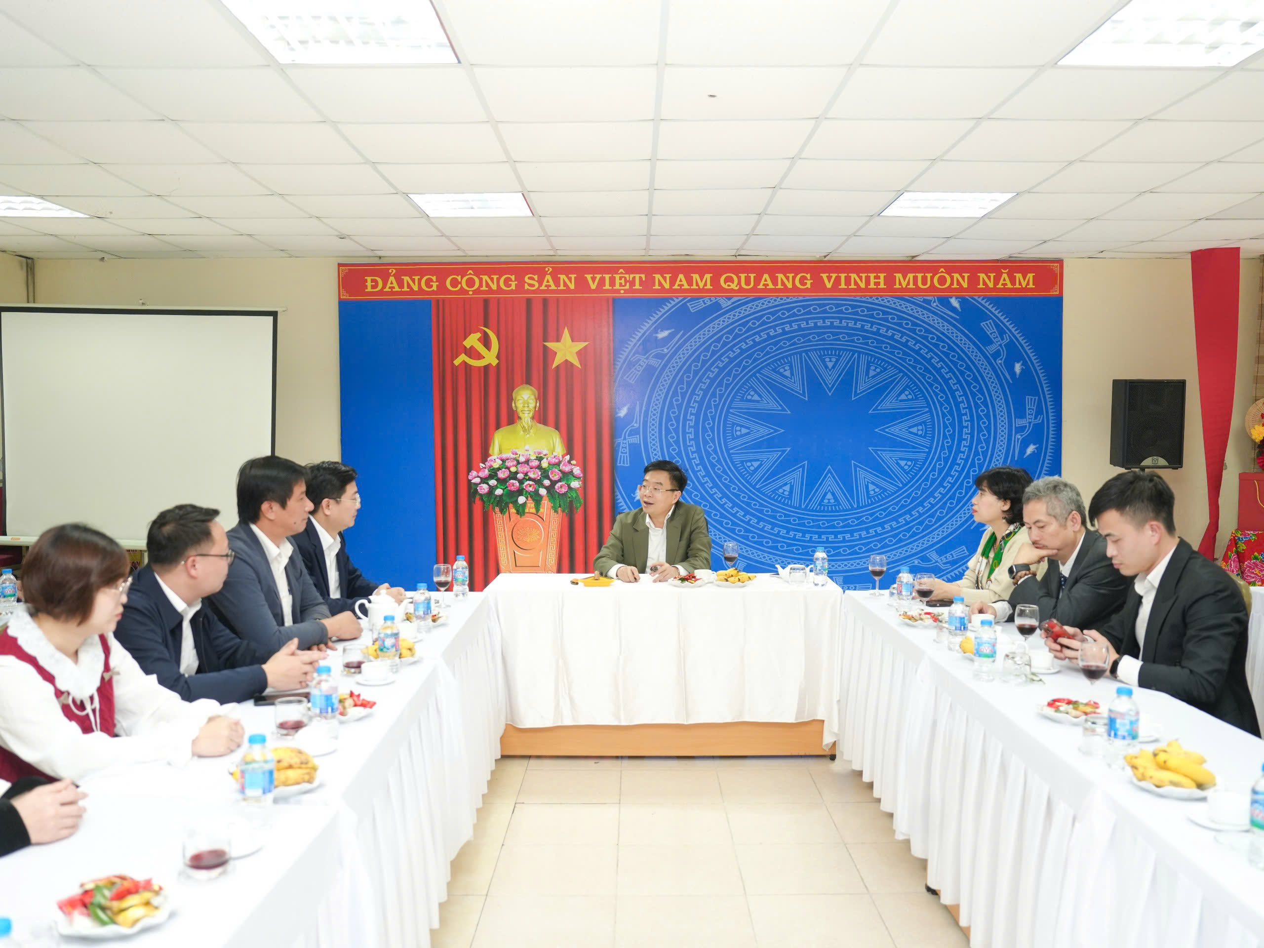 Lãnh đạo Vinatex thăm, chúc Tết các doanh nghiệp miền Bắc 15 1a397eff8fc5019b58d419