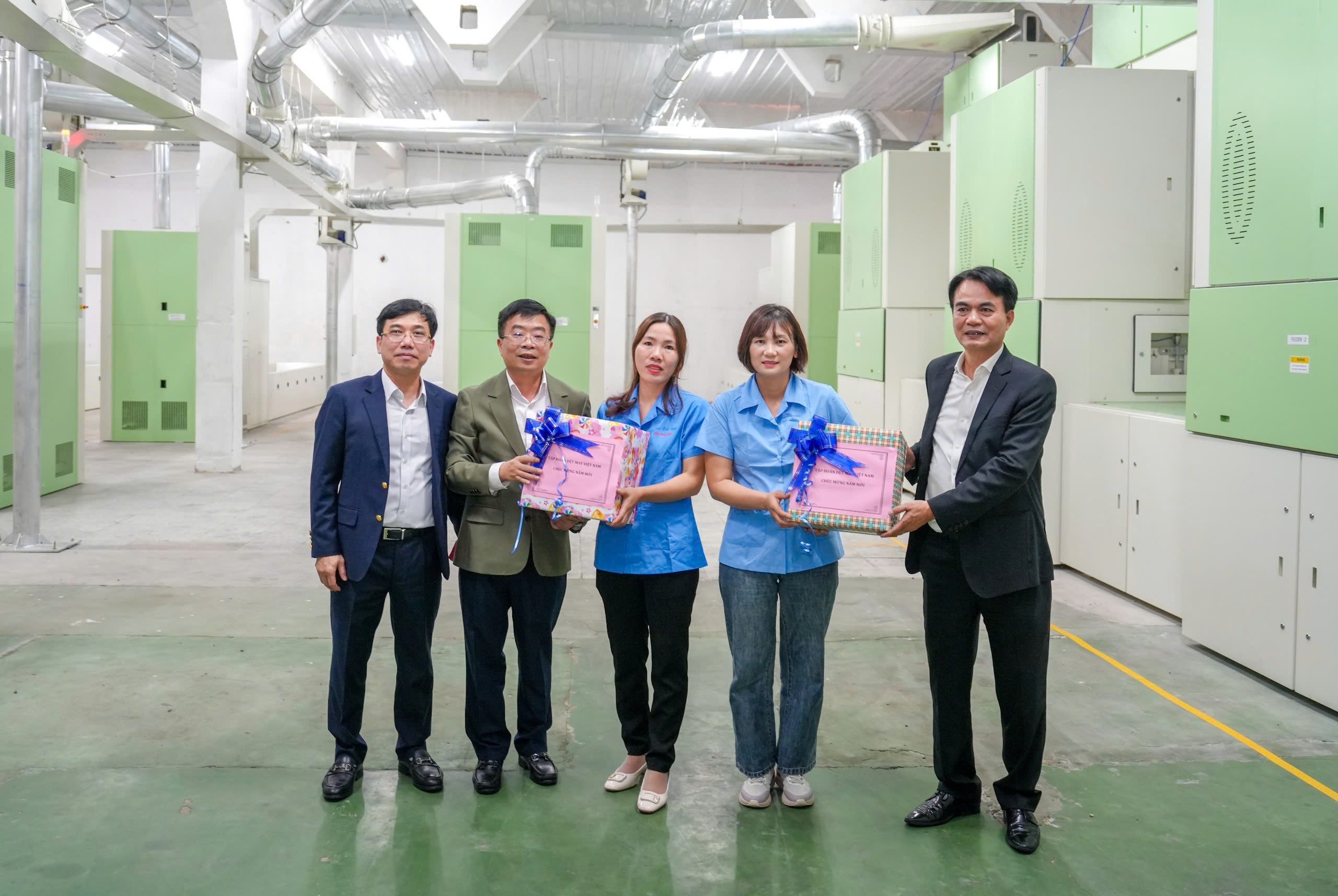 Lãnh đạo Vinatex thăm, chúc Tết các doanh nghiệp miền Bắc 12 36ff4228b3123d4c640313