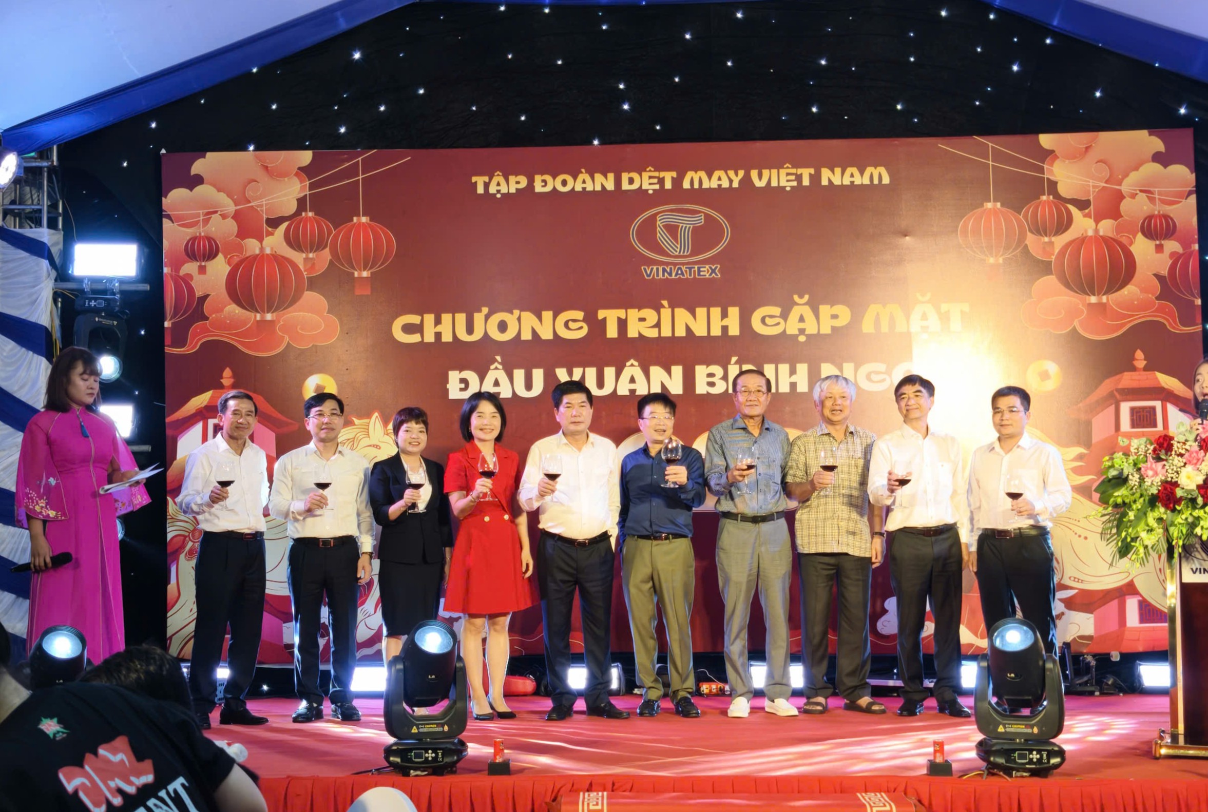 Lãnh đạo Vinatex định vị chiến lược cho các doanh nghiệp miền Trung 2 z7558690976234 6c7832bcd1e28e0fb3741e5dba02f77f