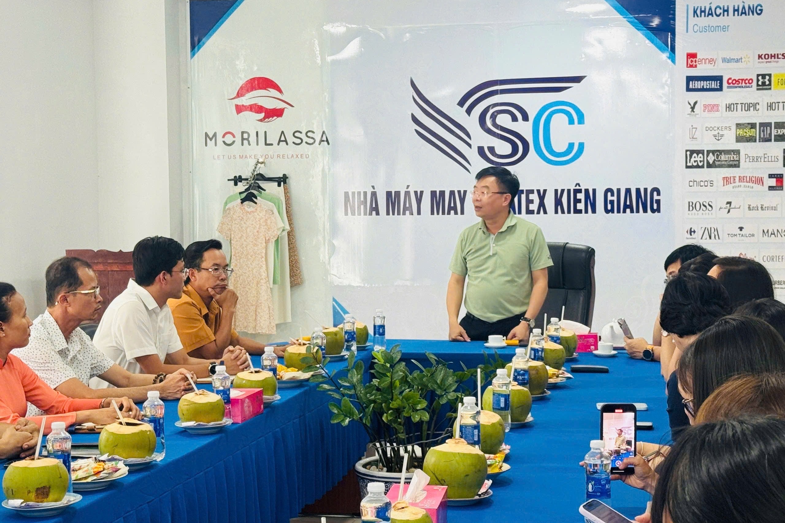 2878d04c0fda8184d8cb