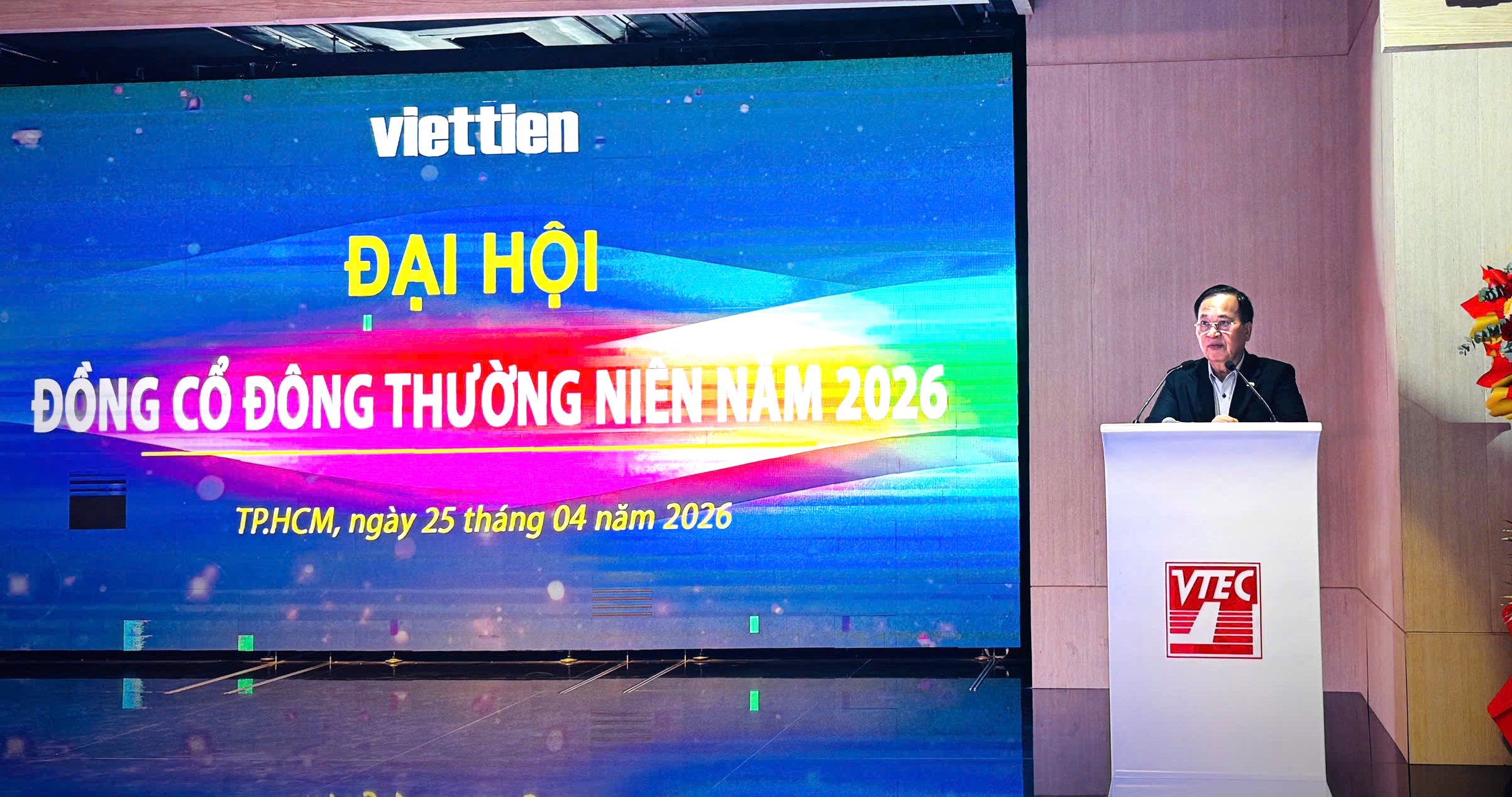 9c1c8264 f880 4ca1 8415 bc6e9241f8b2