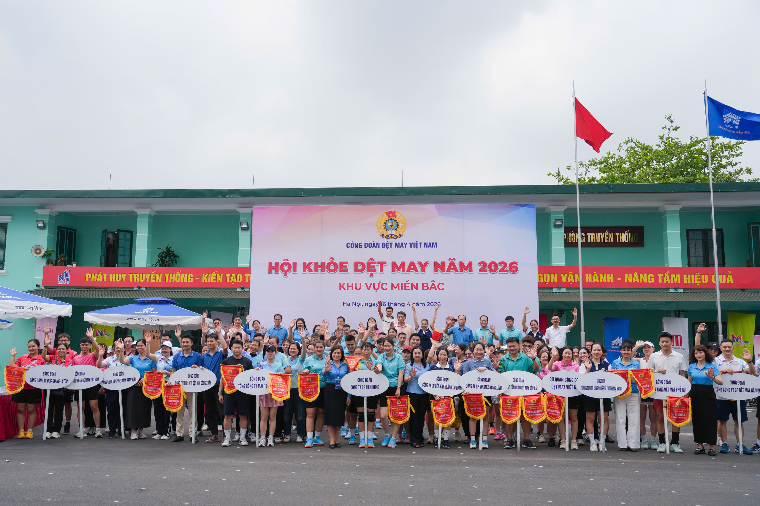 Sôi nổi Hội khỏe Dệt May 2026 và Ngày hội hiến máu tình nguyện khu vực miền Bắc