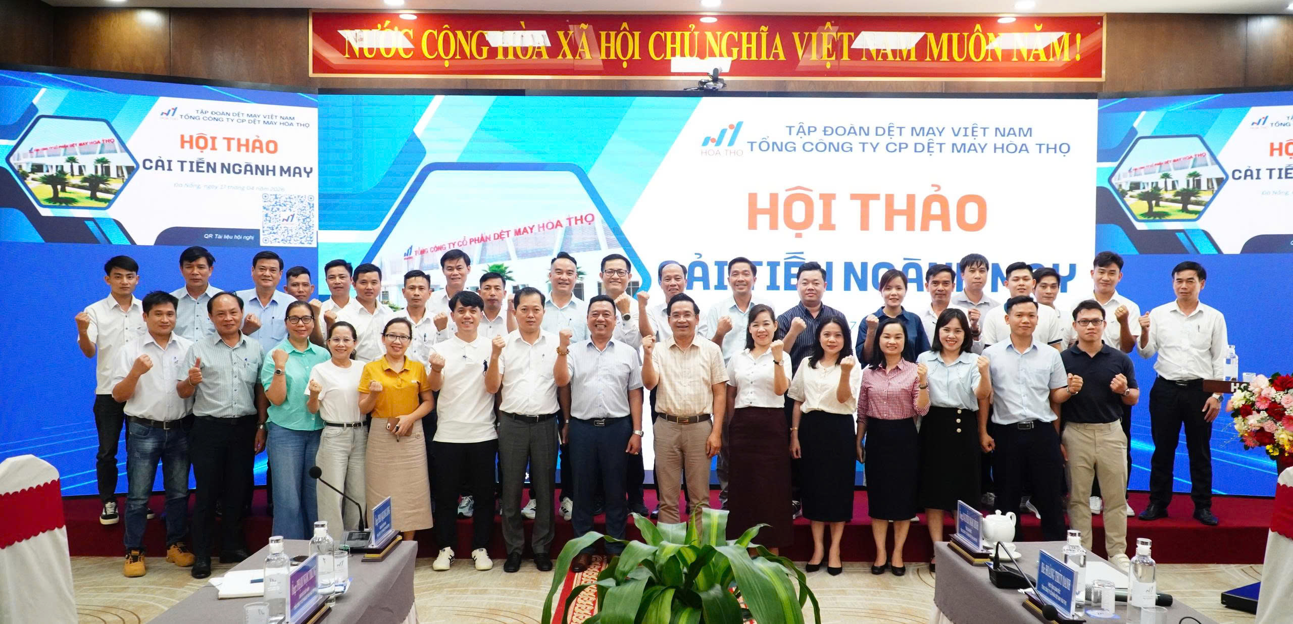 z7735338102403 2ebb4c92c82c306db1e342af565183d0