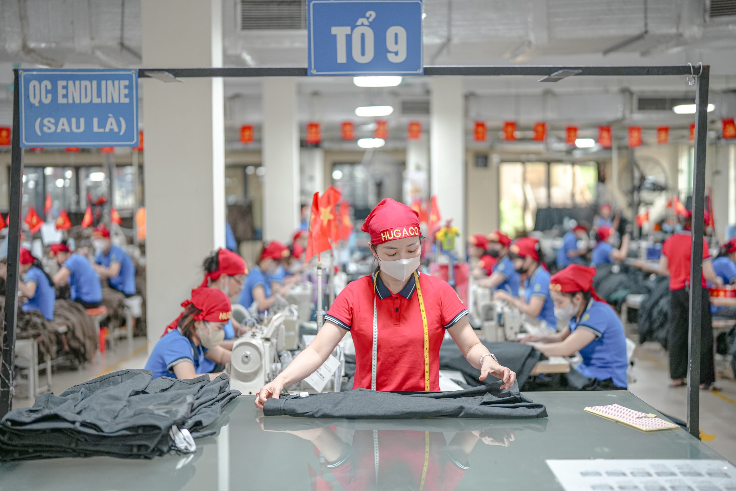 Tổng Công ty May Hưng Yên - CTCP: Sáu thập kỷ "Kết mạch tự hào - Chuyển mình vươn xa" 4 DSC01749 scaled