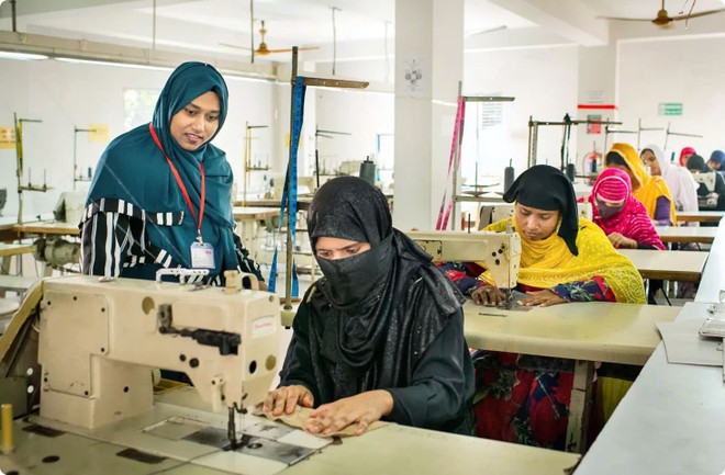 Bangladesh cắt giảm gần 8.000 lao động do đơn hàng may mặc suy giảm