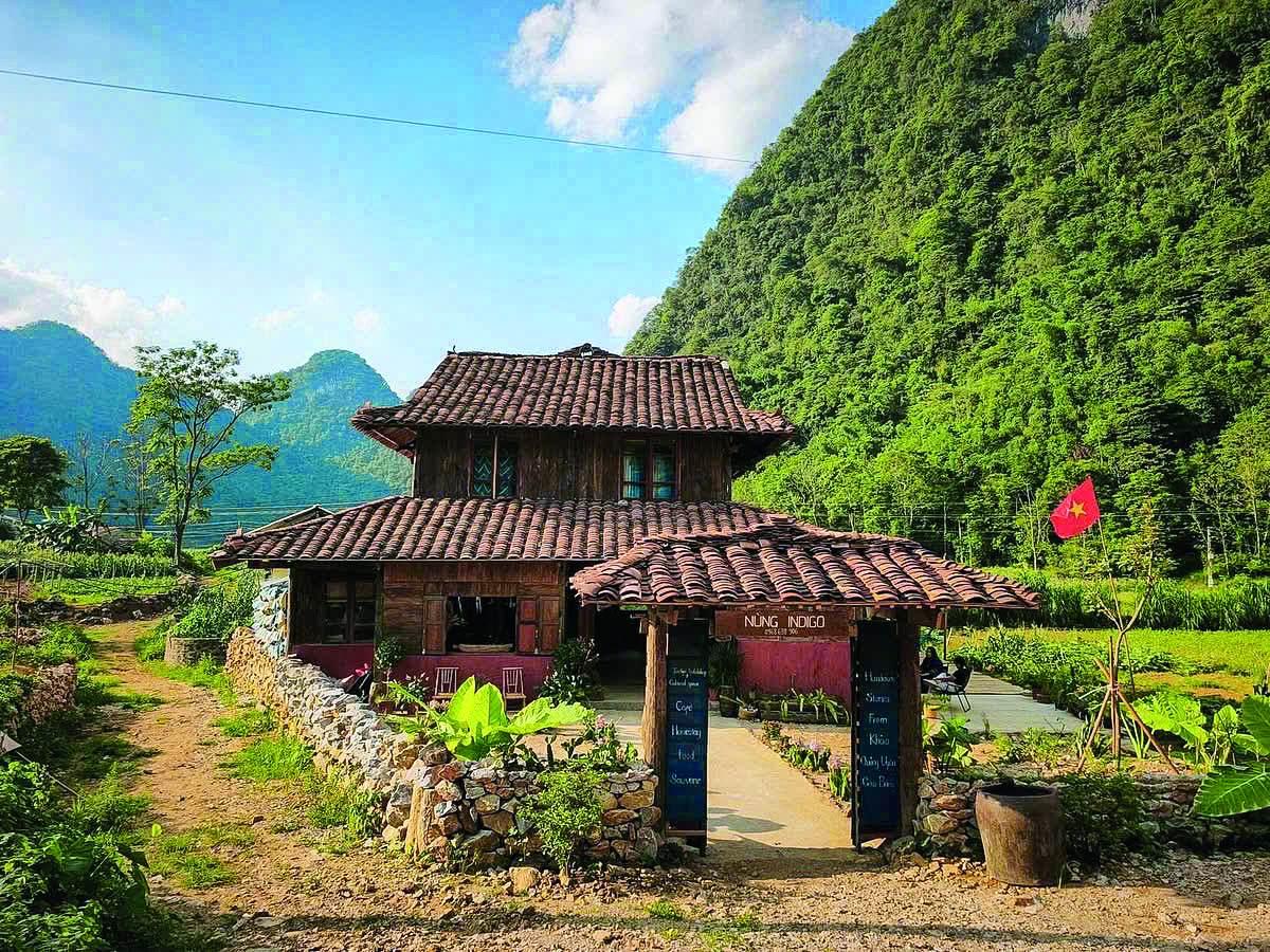 Viết tiếp màu chàm Nùng An 3