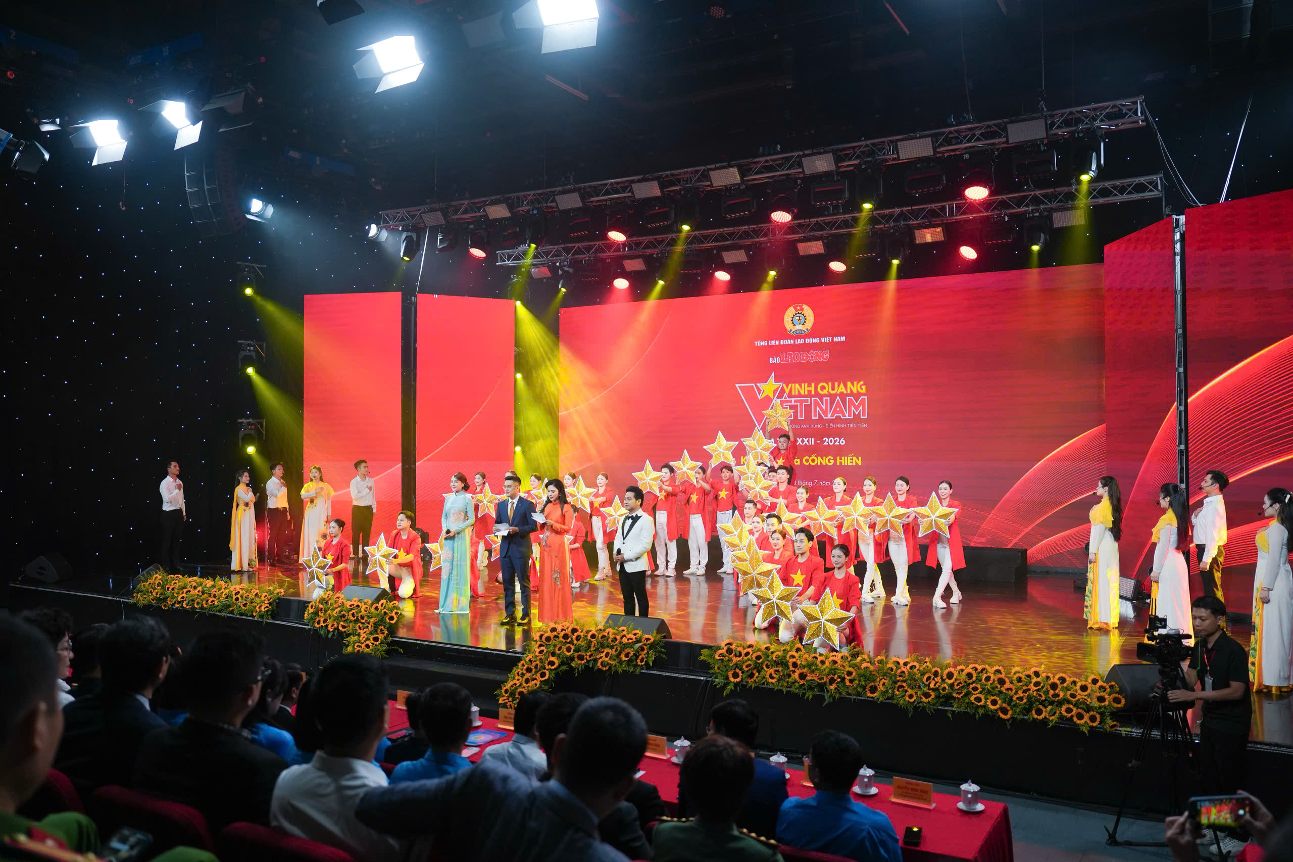 vinh quang viet nam