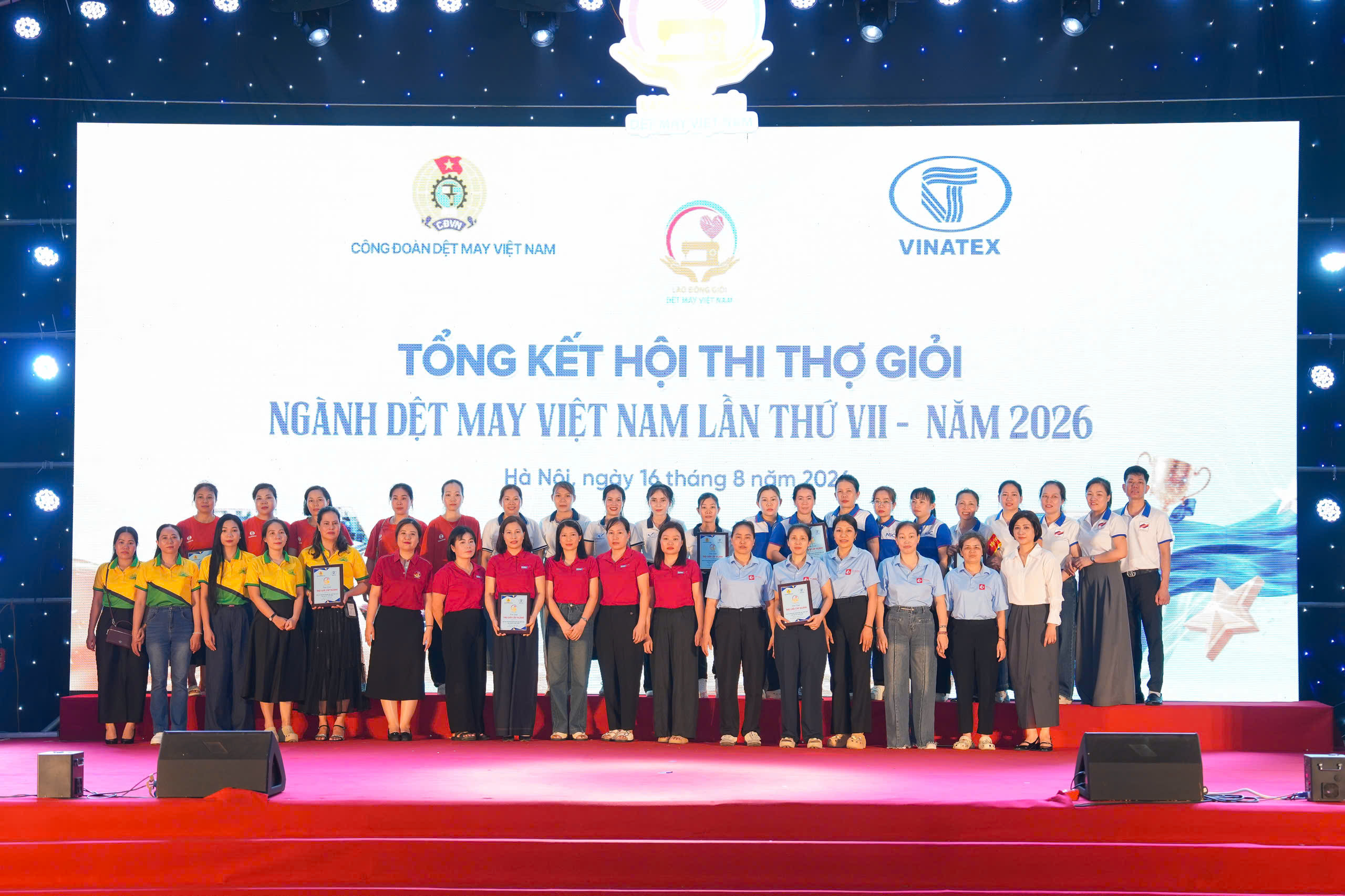 Lộ diện 3 chủ nhân “Bàn tay vàng” lĩnh vực May Dệt thoi lần thứ VII, năm 2026 14 be mac hoi thi tho gioi 2