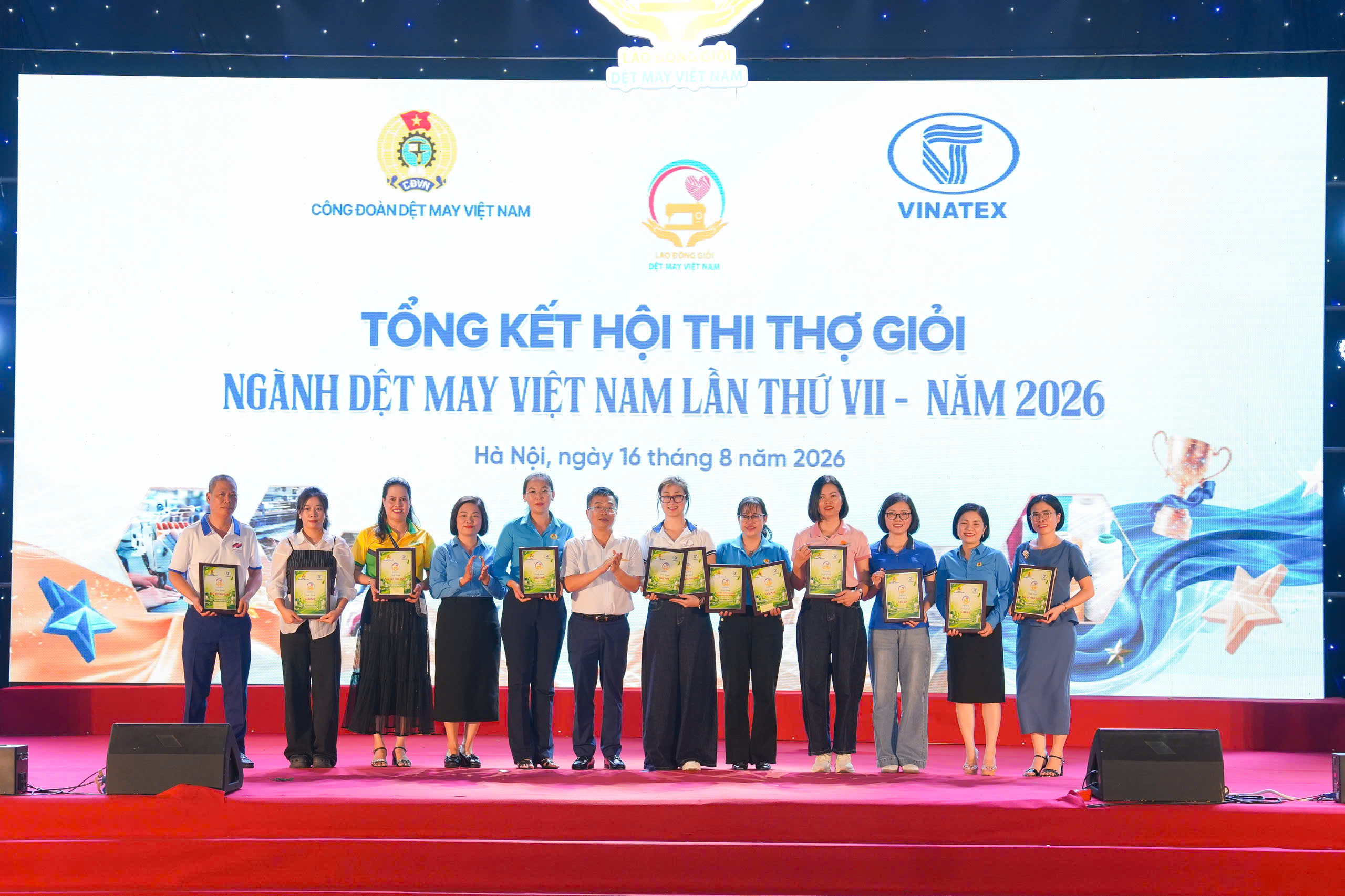 Lộ diện 3 chủ nhân “Bàn tay vàng” lĩnh vực May Dệt thoi lần thứ VII, năm 2026 9 be mac hoi thi tho gioi 9