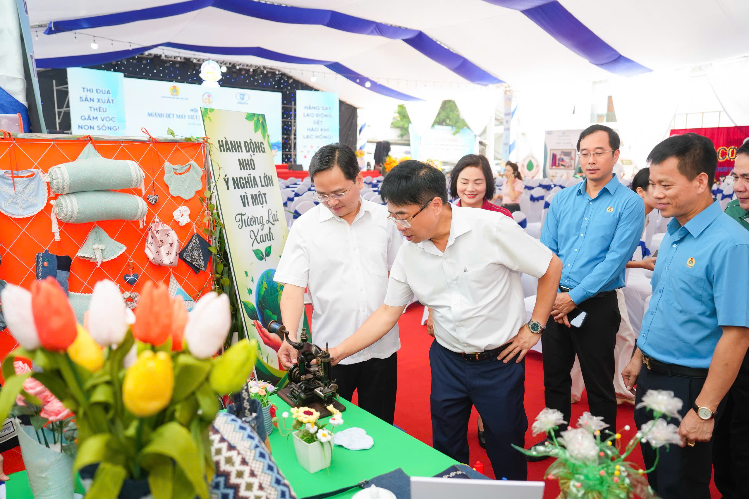 14 đơn vị tham dự Hội thi Thợ giỏi ngành Dệt May Việt Nam năm 2026 lĩnh vực May Dệt thoi 19 hoi thi tho gioi det thoi 2026 2