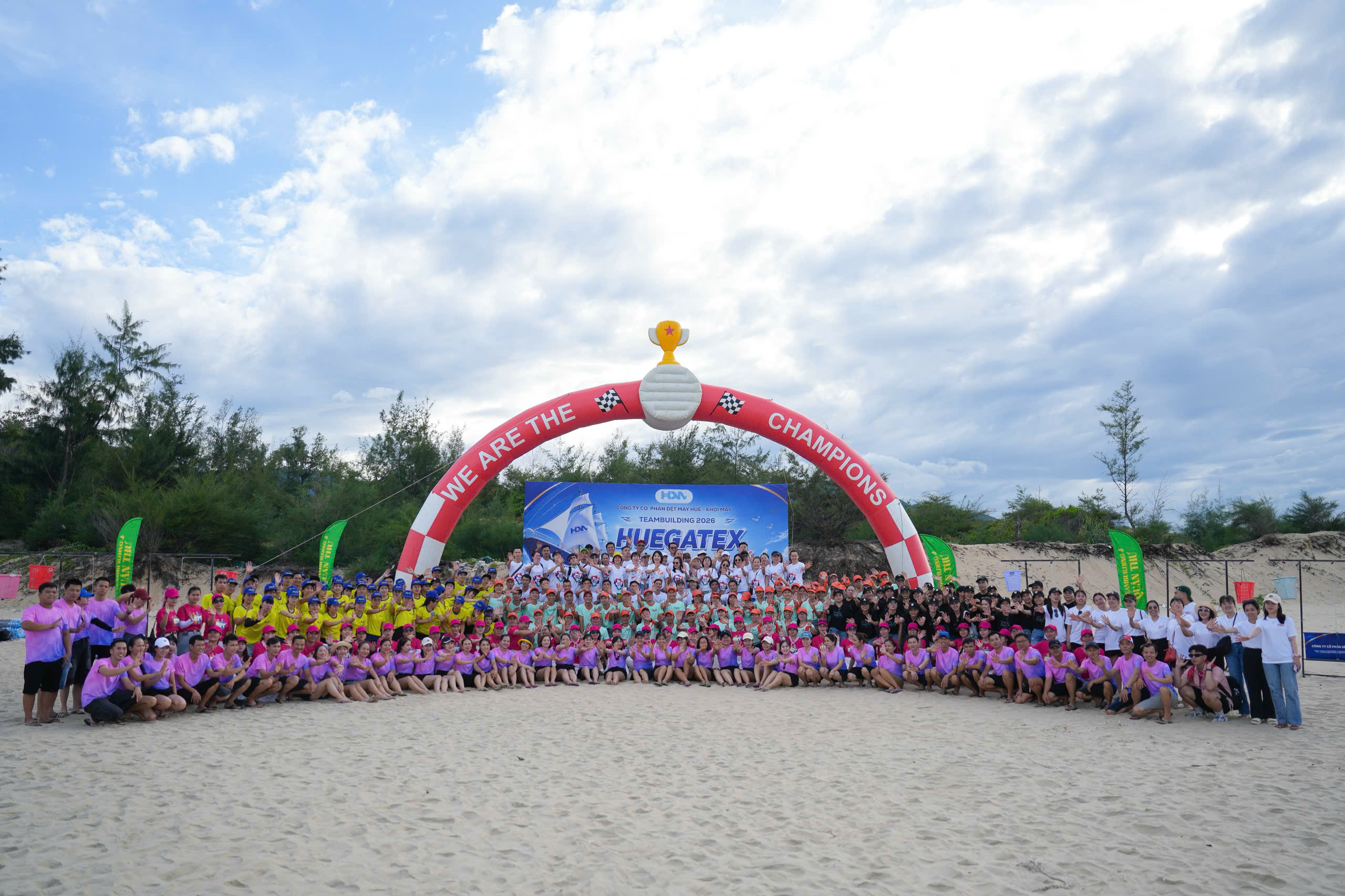 Khối May Huegatex: Gom sóng đại dương – Dệt chương bứt phá 4 teambuilding huegatex 11