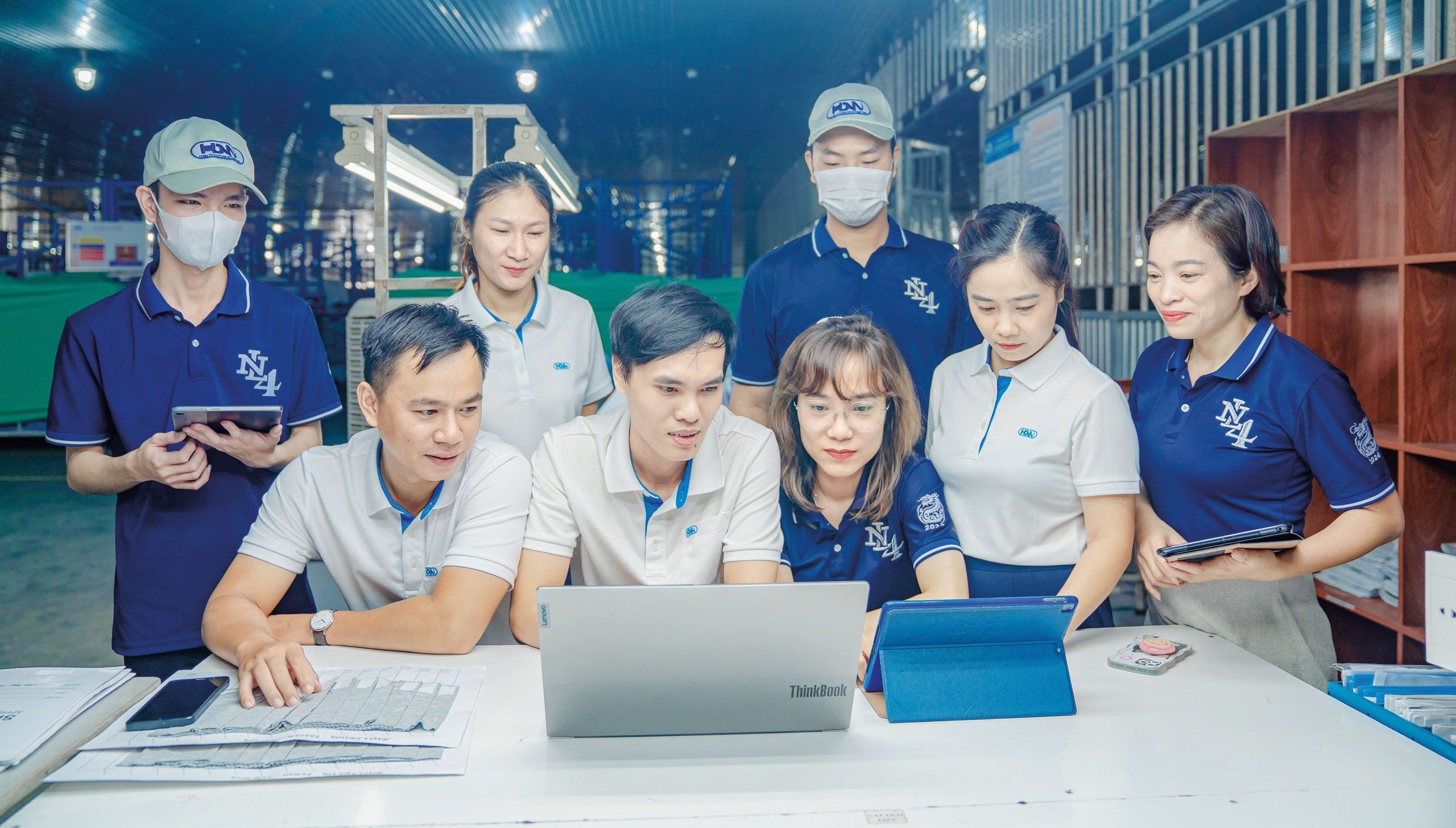 Cú hích từ những guồng quay dữ liệu 6 d0628046 59e7 4c2d b8d4 ccc9c478feaf scaled e1789960690945